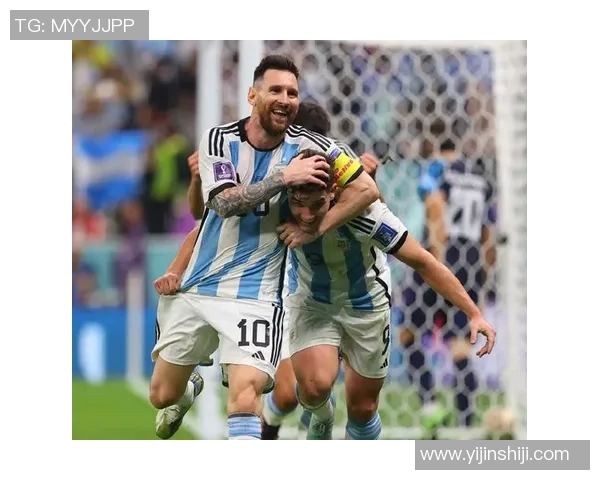 飞机失事足球明星的悲剧故事与永恒的传奇回忆